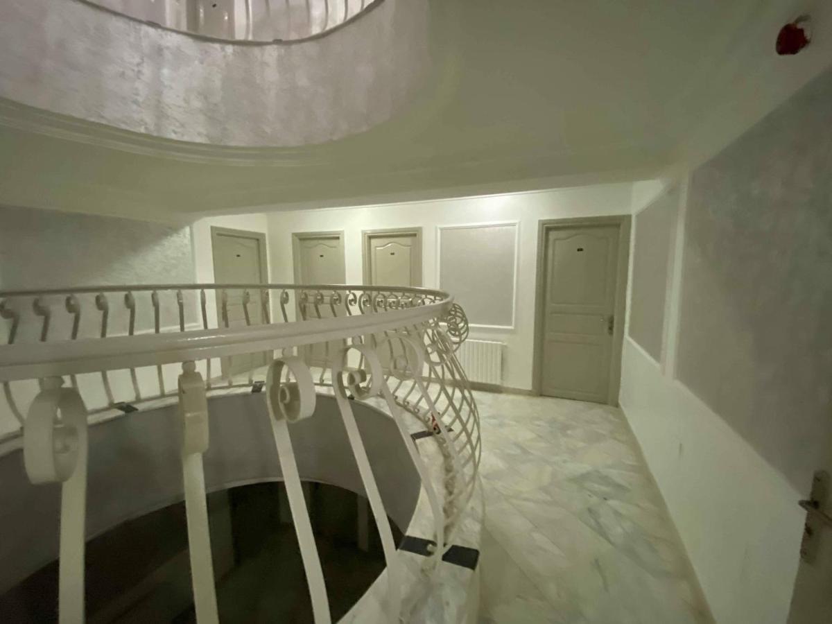 Hotel Le Calife Tunis Eksteriør bilde